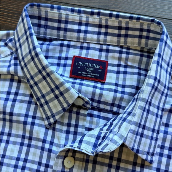 UNTUCKit Men's Navy and White Plaid Shirt -LargeTall - Picture 2 of 9
